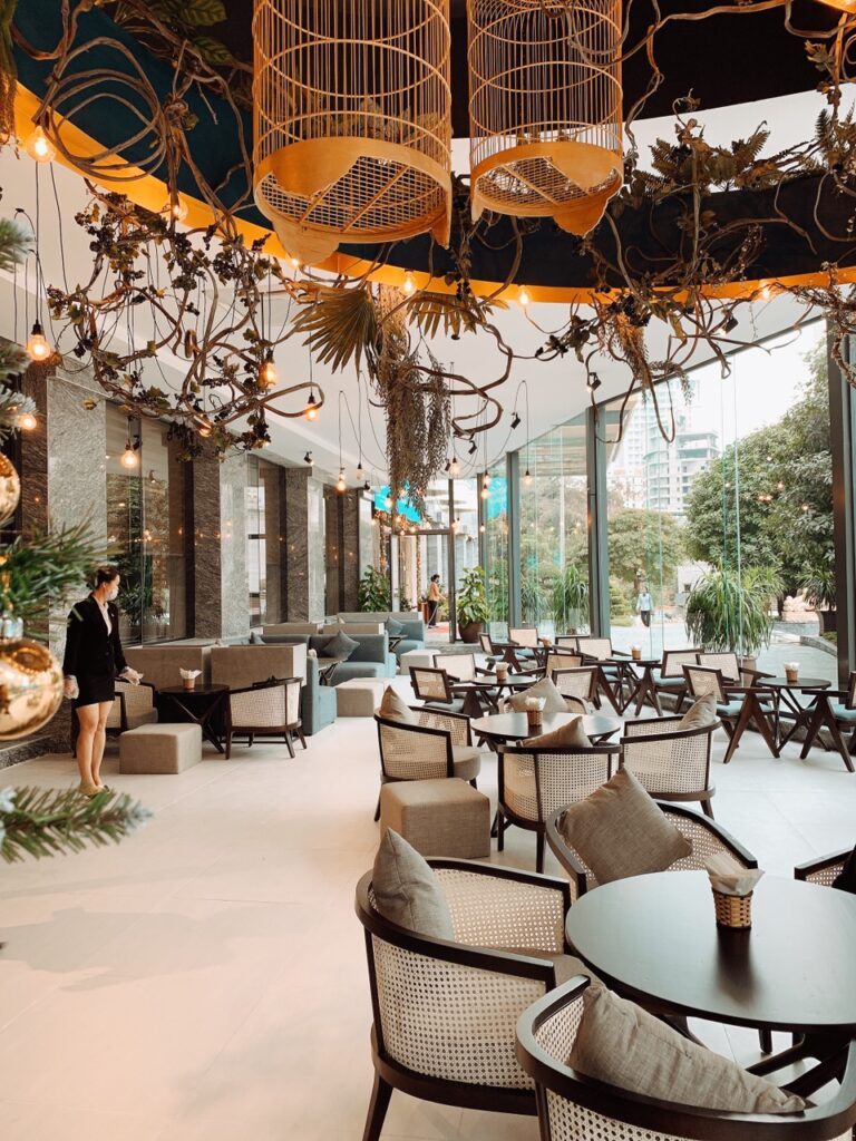 Chàm Lounge - Mường Thanh Holiday Suối Mơ