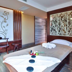 Mường Thanh Luxury Cà Mau 20 coconut spa massage
