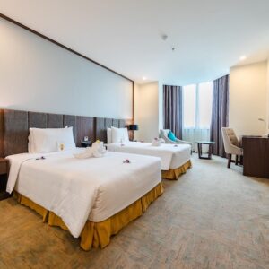hang phong deluxe twin suoi mo