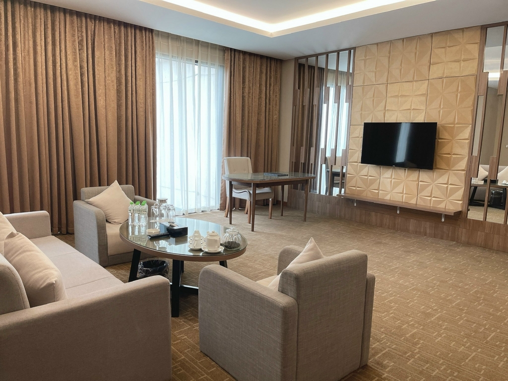 Mường Thanh Luxury Phú Thọ 31 Hạng phòng Grand Suite