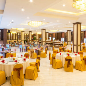 Mường Thanh Luxury Quảng Ninh 30 nha hang van xuan