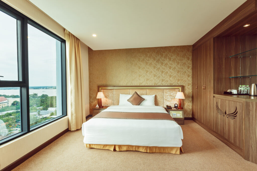 Mường Thanh Luxury Cà Mau 23 Hạng phòng Deluxe King