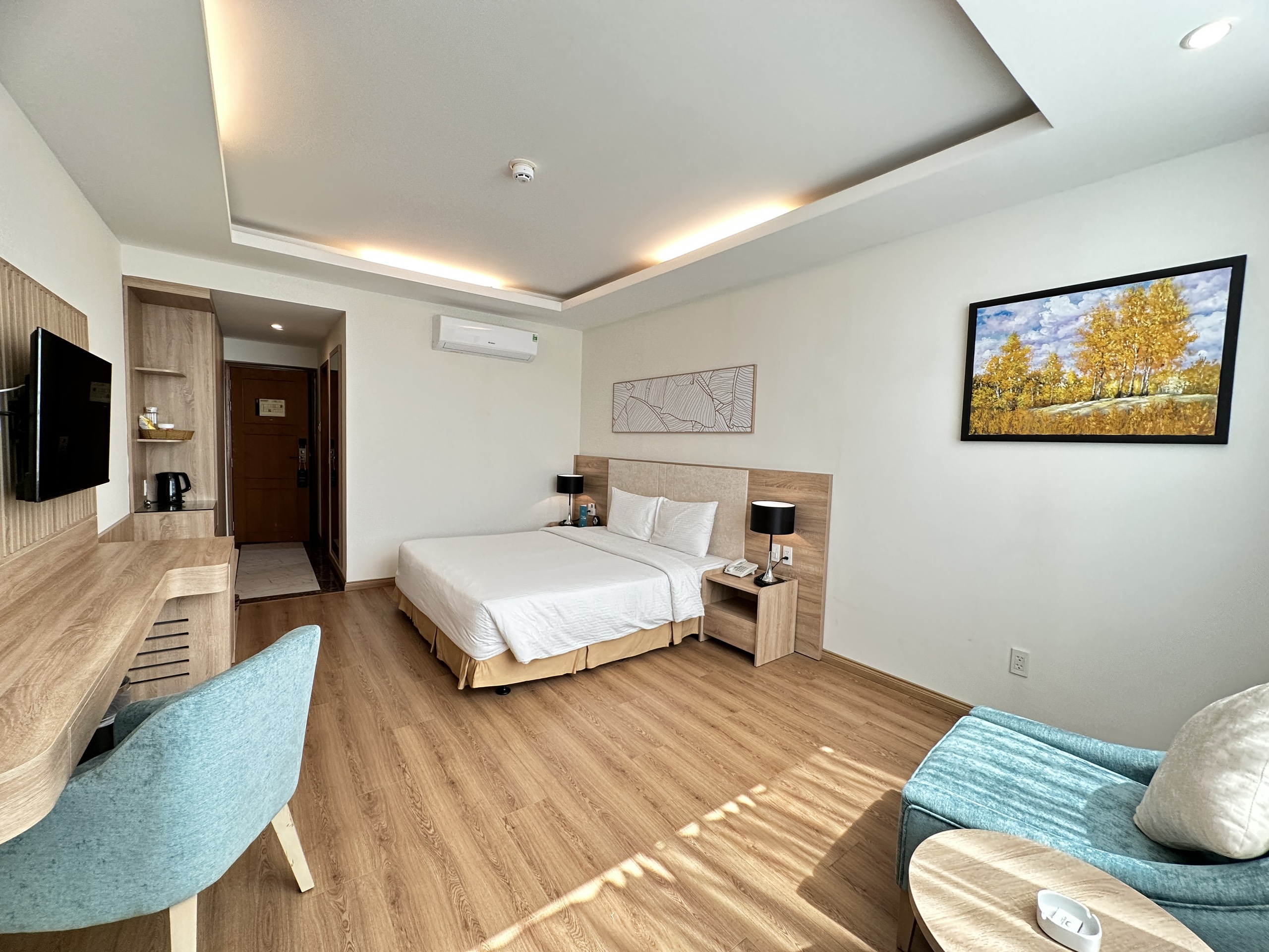 Mường Thanh Holiday Vũng Tàu 13 phong deluxe king muong thanh vung tau