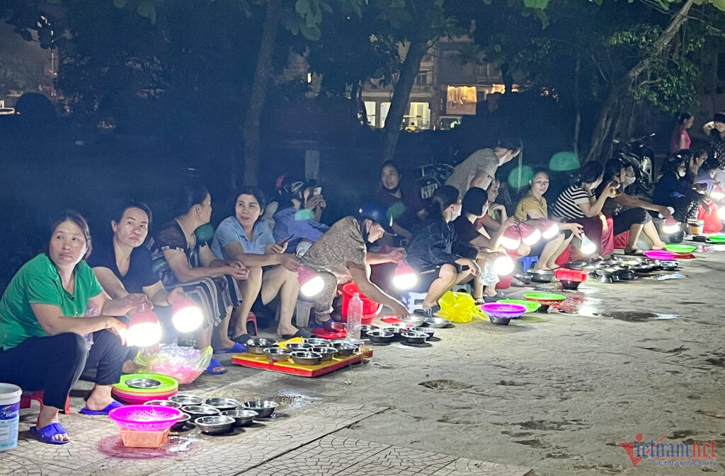 Kinh nghiệm du lịch Cửa Lò 16 Chợ Mực nhảy