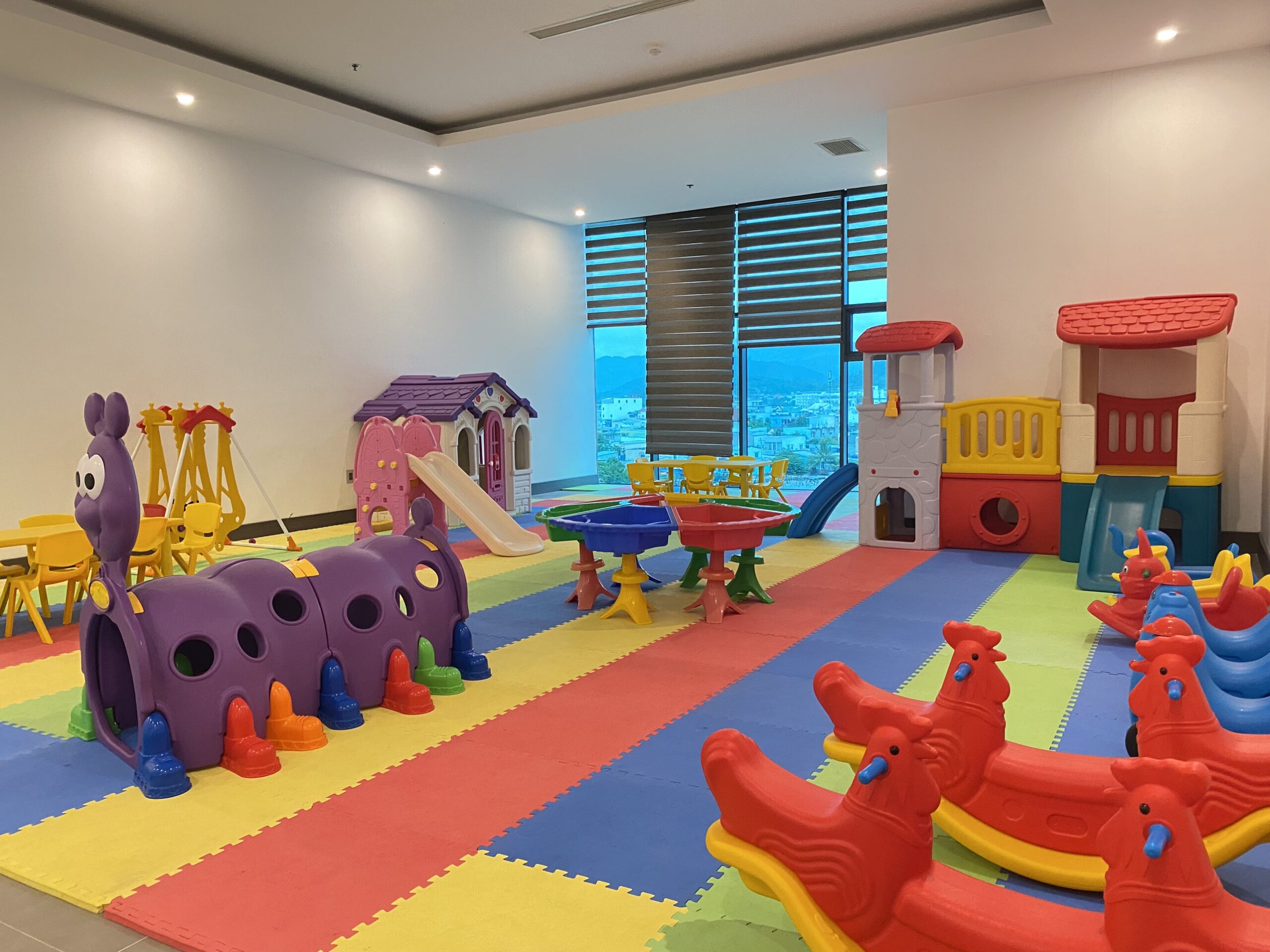 Mường Thanh Luxury Khánh Hòa 16 khu vui choi tre em muong thanh khanh hoa scaled