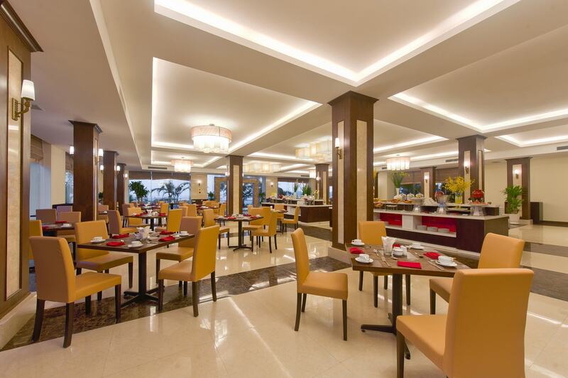 nha hang nhat le muong thanh holiday quang binh