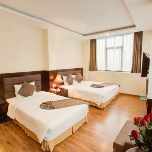 Khách sạn Mường Thanh Vinh 18 phong deluxe family triple muong thanh vinh