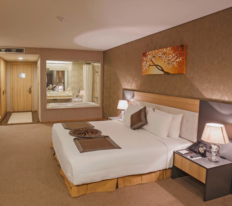 Mường Thanh Luxury Nha Trang 32 Phòng Deluxe King hướng thành phố