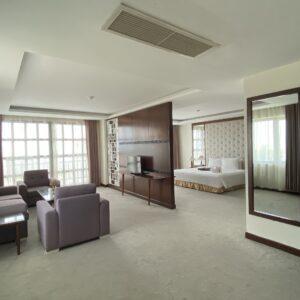 phong executive suite muong thanh hoi an