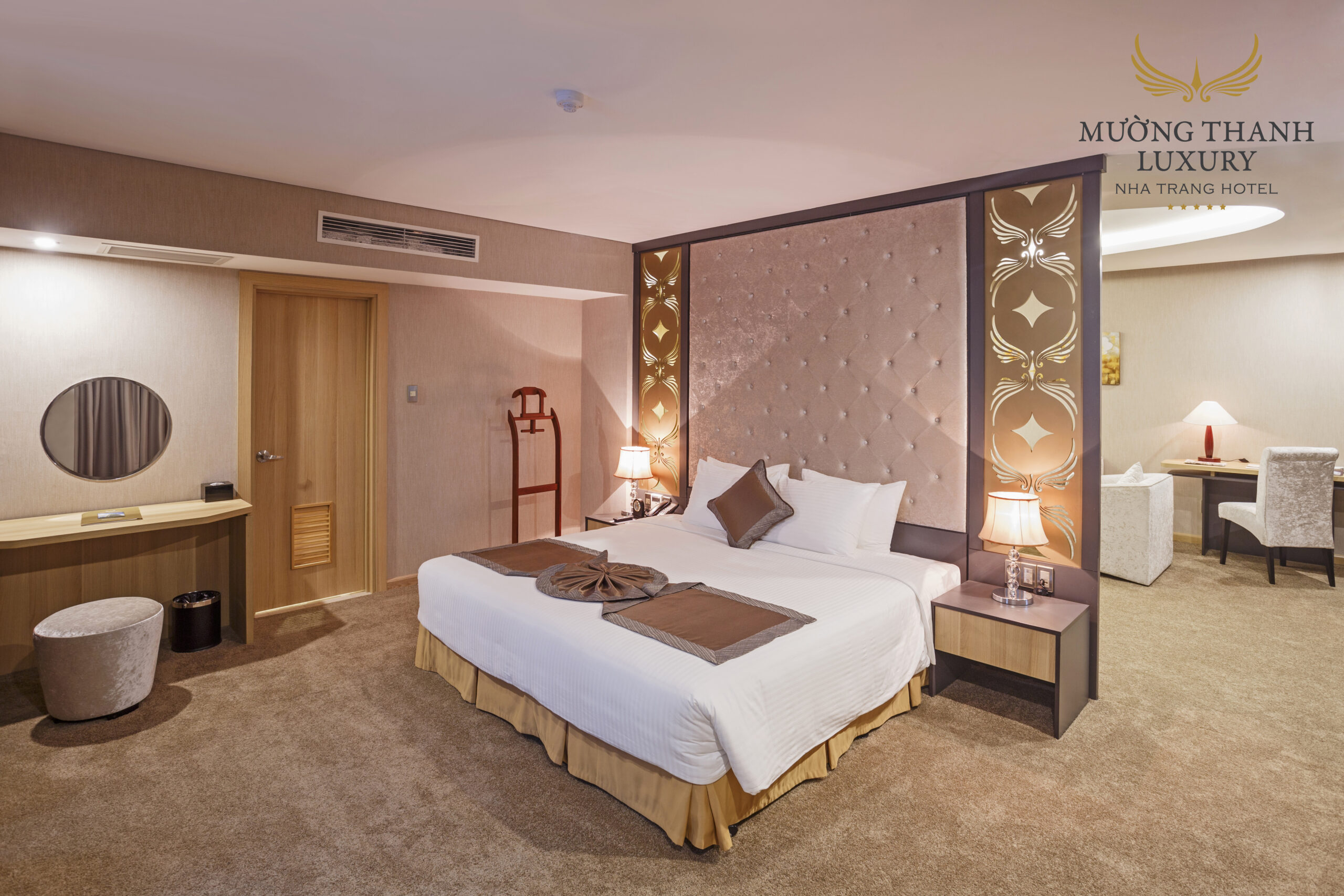 Mường Thanh Luxury Nha Trang 13 phong executive suite muong thanh nha trang scaled