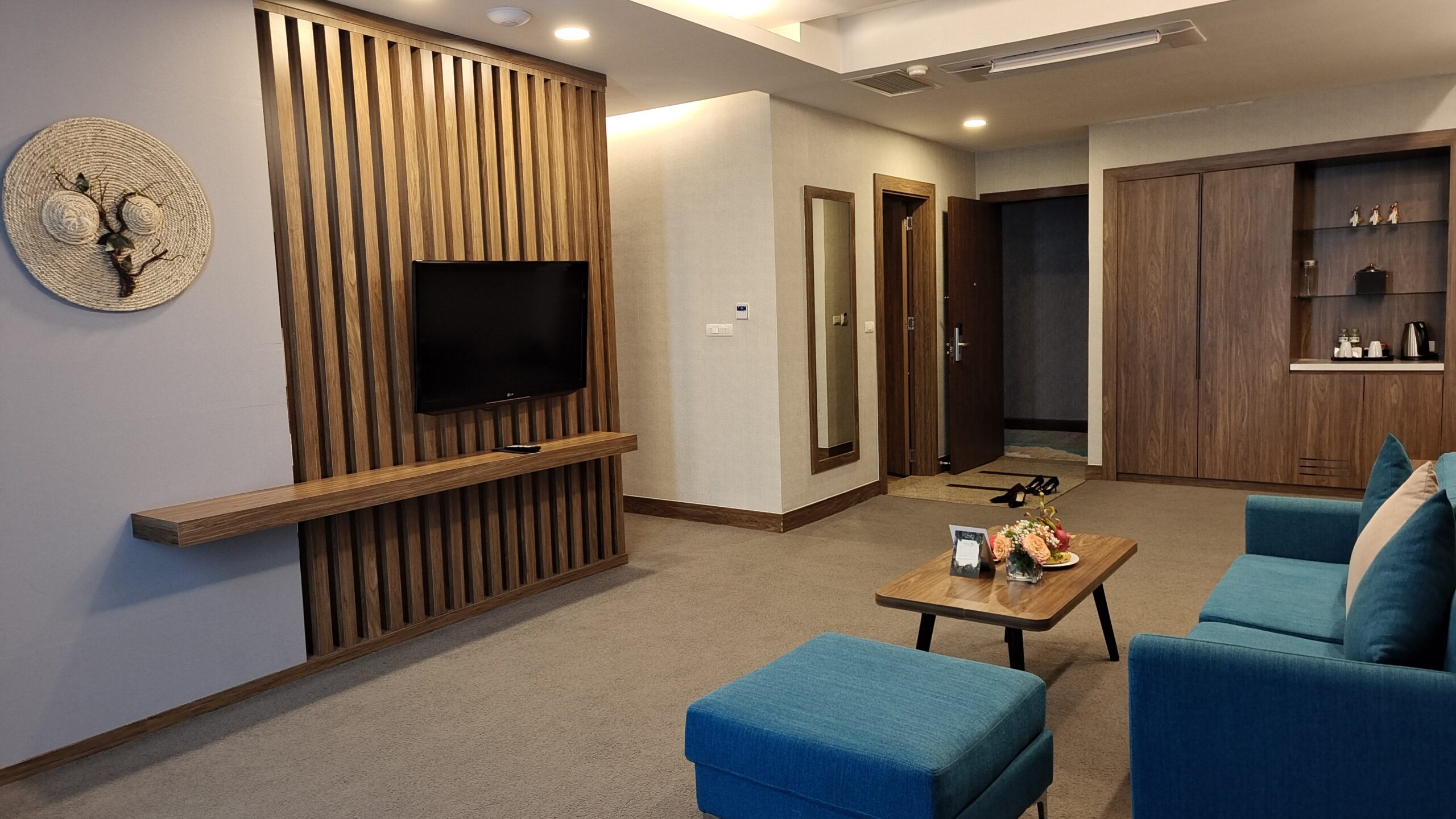 Mường Thanh Grand Xa La 14 phong executive suite muong thanh xa la scaled