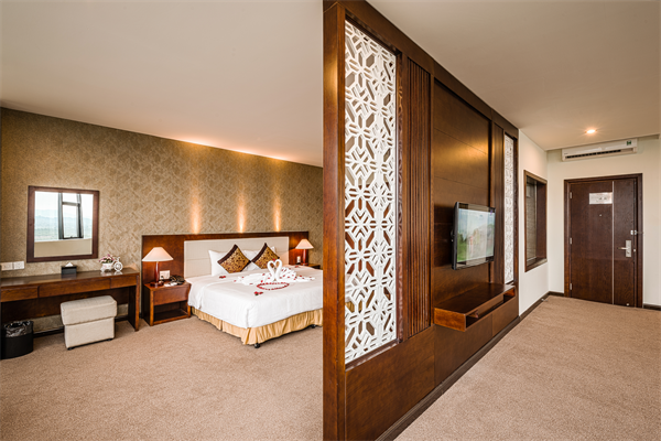 phong grand suite muong thanh quang tri
