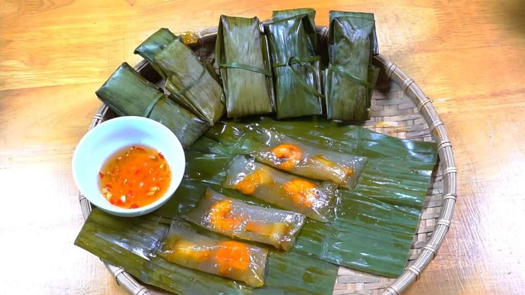 14 món ăn nhất định phải thử khi đến Huế 28 Bánh bột lọc Huế