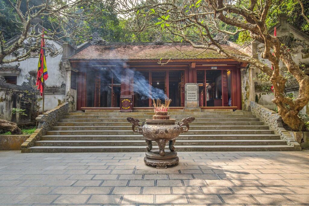 Đền Hạ