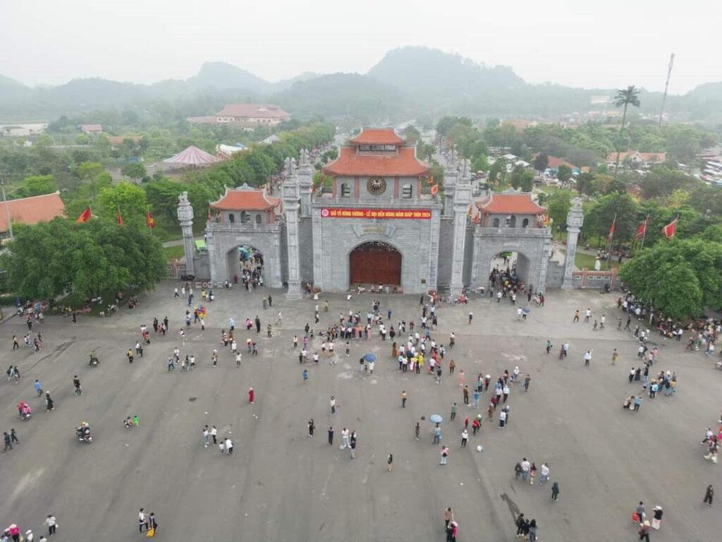 Đền Hùng