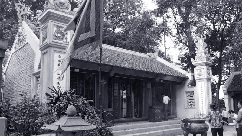 Đền Trung